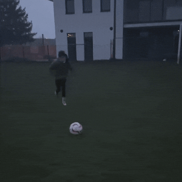 Led Voetbal Kinderfeest voor Thuis – Lichtgevende Voetbal Thema Kinderfeestje
